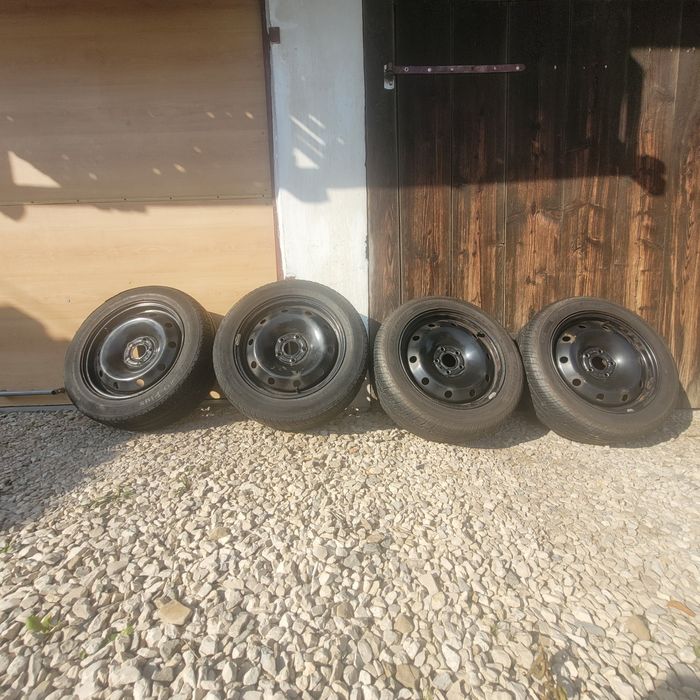 Felgi stalowe 5x108 z oponami