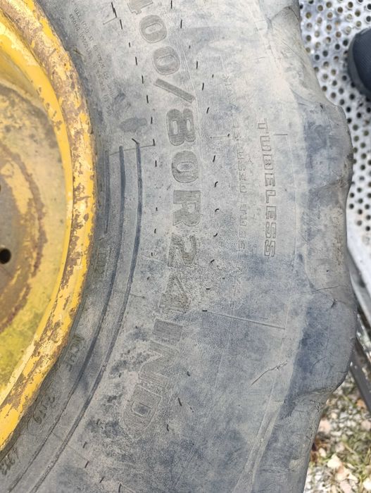 Koła do ładowarki teleskopowej