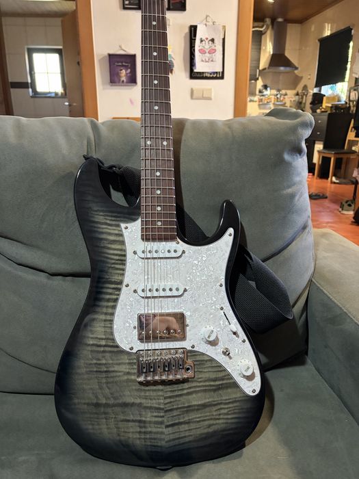 Ibanez AZ AZ22S1F HSS
