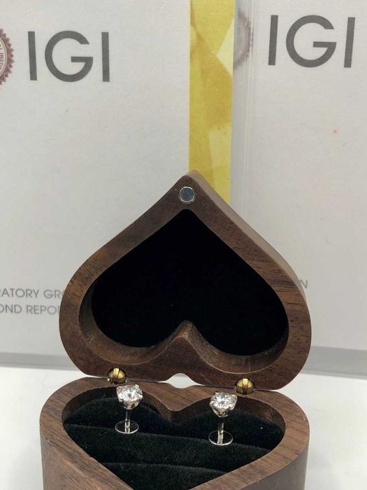 Пусеты белое золото бриллиант 1.20 кт сертификат