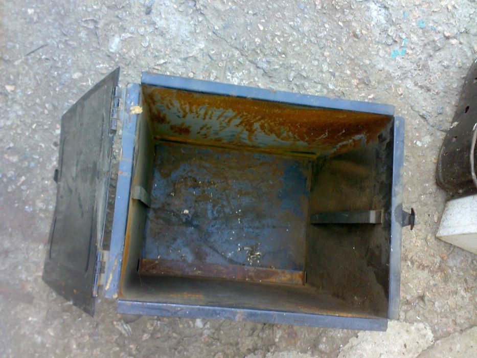 Плита.духовка в печь.грубу. на кухню        .