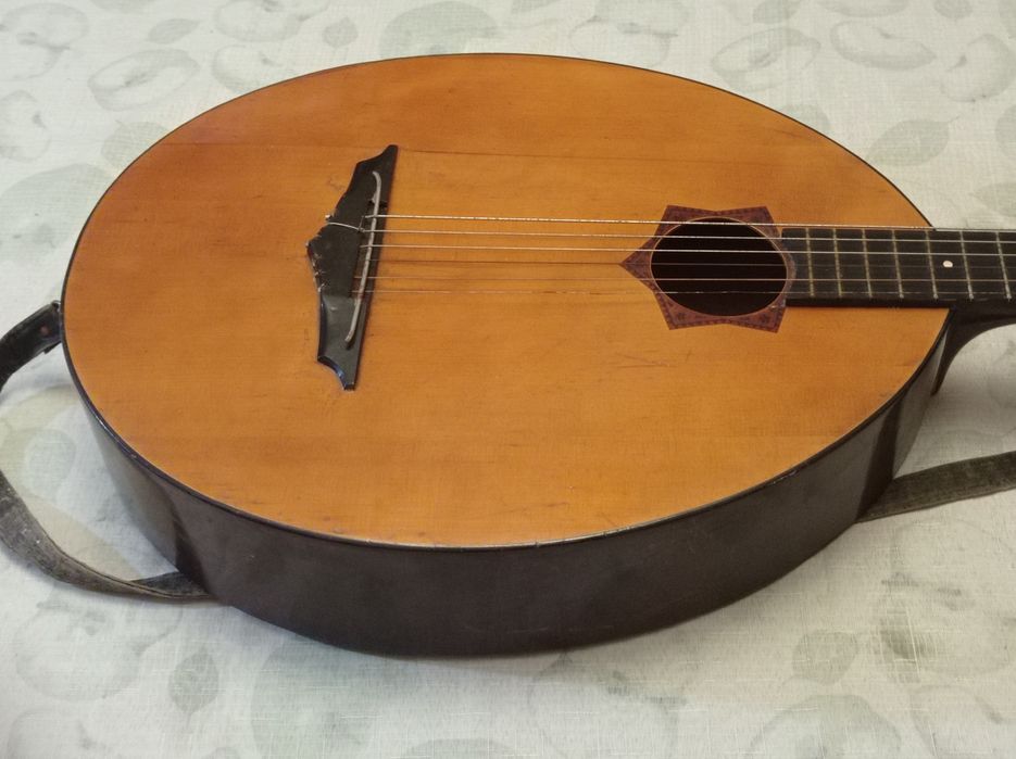 Большая кобза Альт. Довжина 105 см.