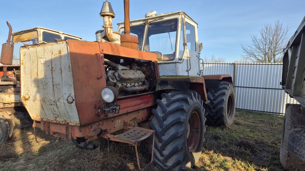 Трактор Т-150 двигун ЯМЗ-236