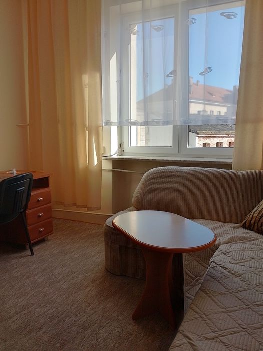 Wynajmę kawalerkę w ścisłym centrum Kielc ul. Bodzentyńska - View 2