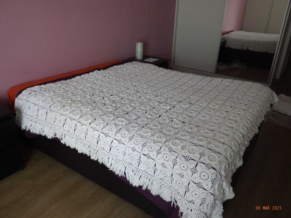 Colcha renda feita à mão (180x200)