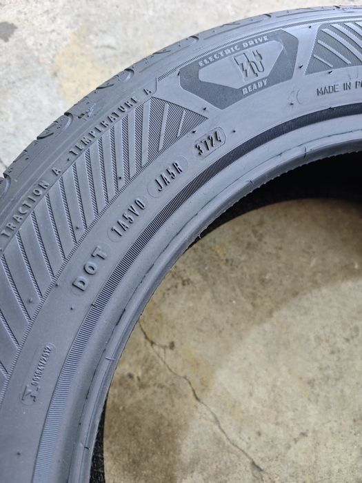195/60/18 Goodyear