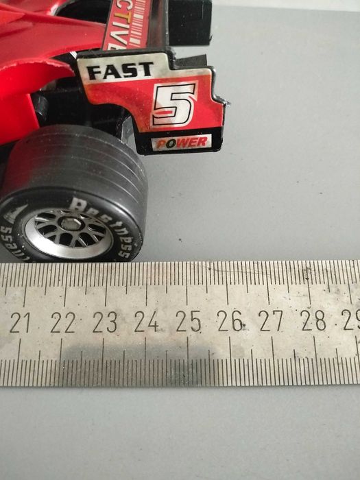 Carrinho de formula 1 miniatura