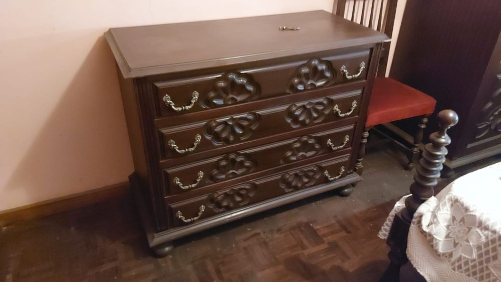 Mobília de quarto antiga