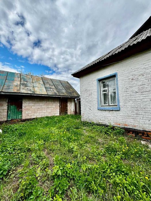 Добротна хата біля річки, смт Ріпки! A11