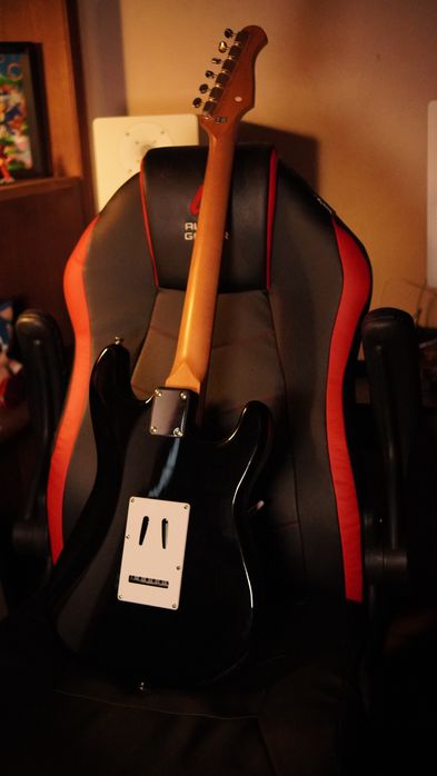 Guitarra Harley Benton ST-62LH BK Vintage Series