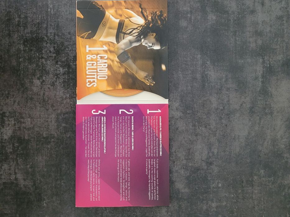 Zumba Fitness Exhilarate zestaw 7 DVD + 3 DFD + Toning Stucks