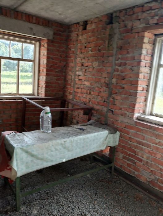 Продам або обміняю будинок на квартиру
