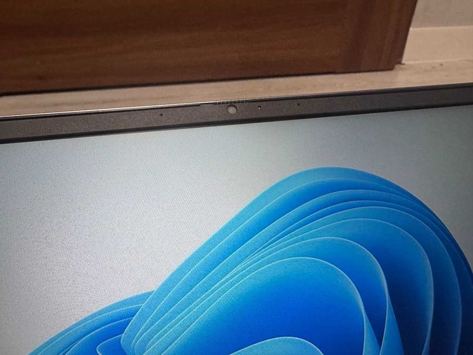 Laptop Dell Vostro 5515 15,6 Ryzen 3 5300U 16GB 256GB