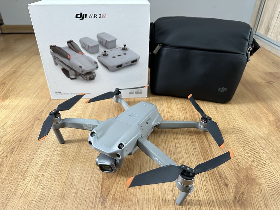DJI Air 2S fly more combo