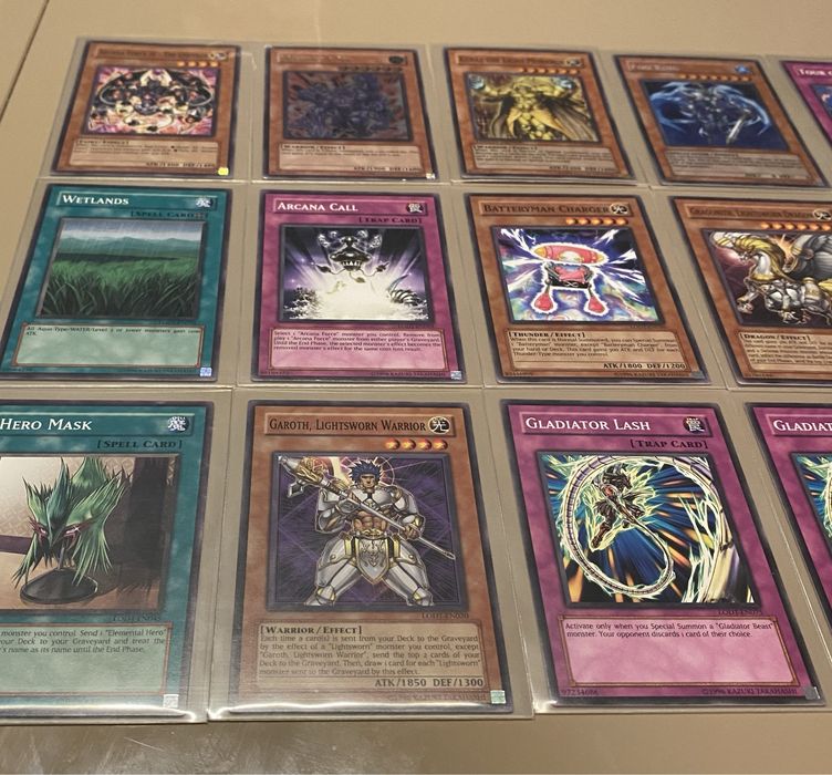 Karty Yu-Gi-Oh! Kolekcjonerskie / 100% Oryginalne! (STAN IDEALNY)