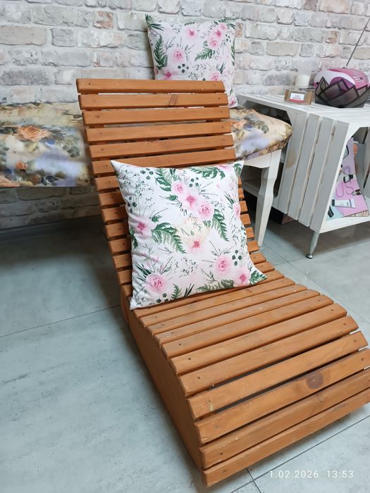 Dziecięcy leżak ogrodowy lub do pokoju