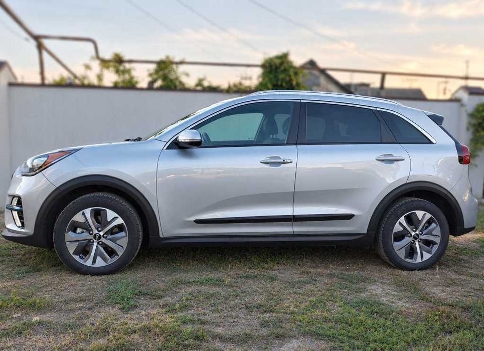 Kia Niro EV 2019, 64 кВт·год: батарея 100%, до 450 км, один власник в Україні