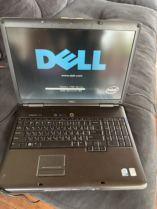 Ноутбук DELL vostro