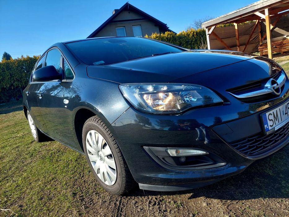 Opel Astra Opel Astra J 1.7 CDTI 110 KM • Grzane fotele • Tempomat