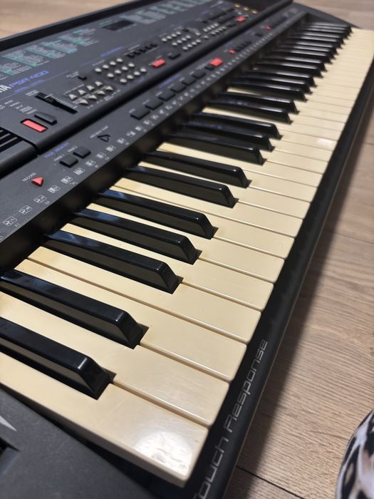 Keyboard YAMAHA PSR-400