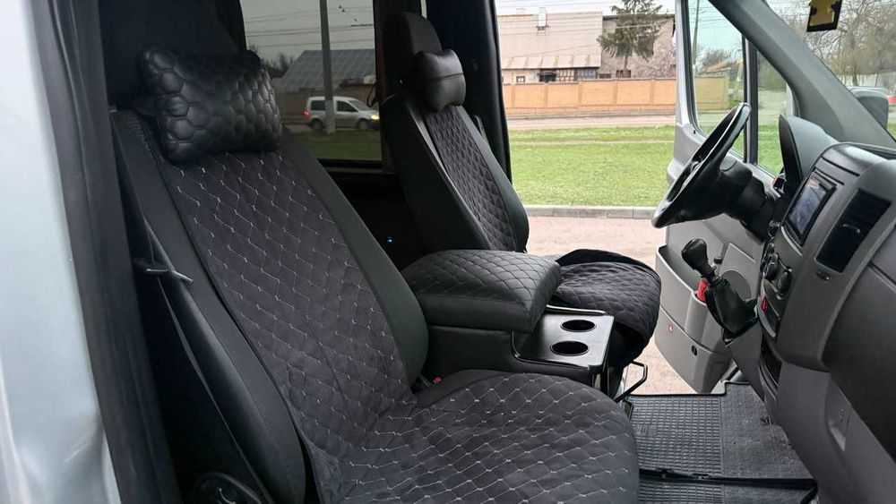 Продам Mercedes Sprinter 8+1