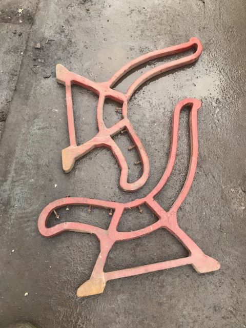 Ławka parkowa żeliwna