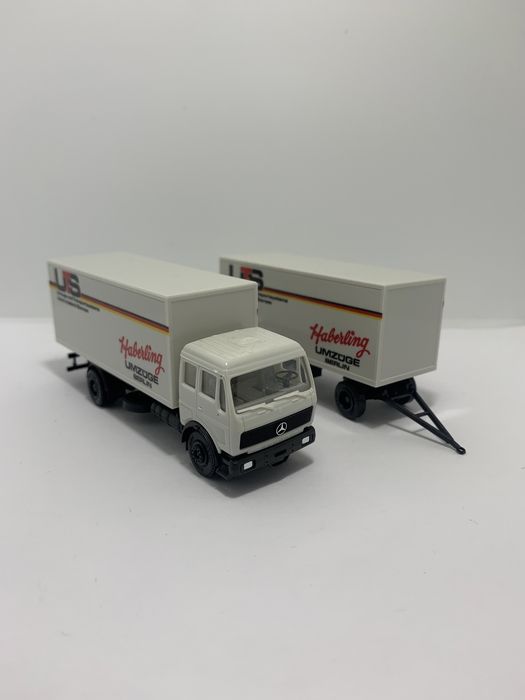 Mercedes com Reboque UTS da Herpa escala H0 1/87