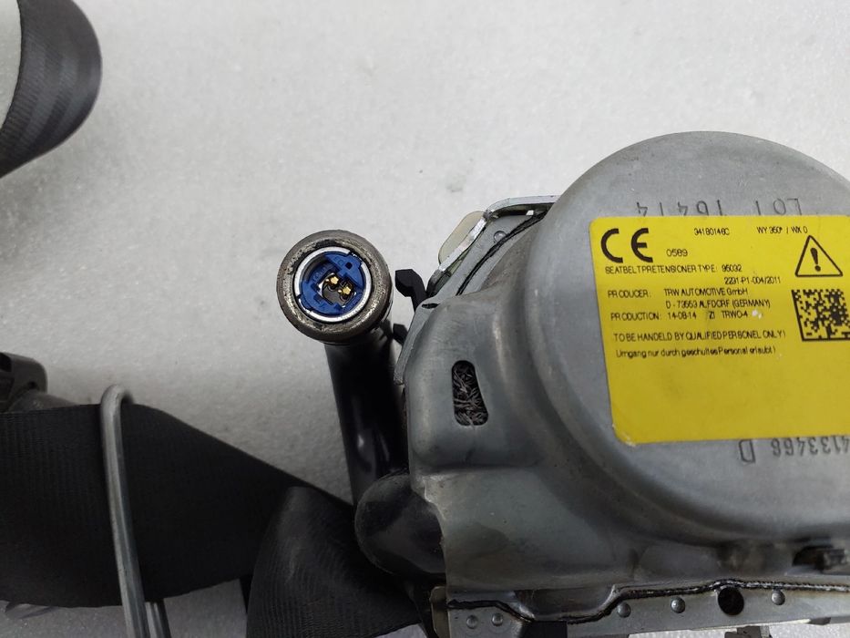 Cinto frente direito RENAULT Twingo III (BCM_)