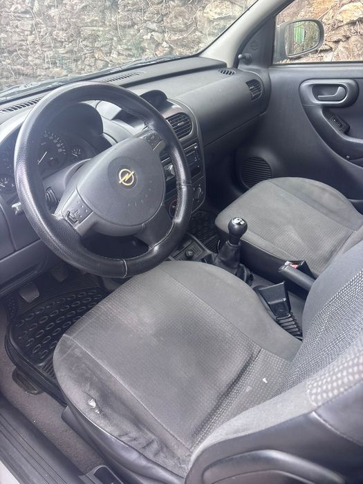 opel corsa C gasóleo — photo 2