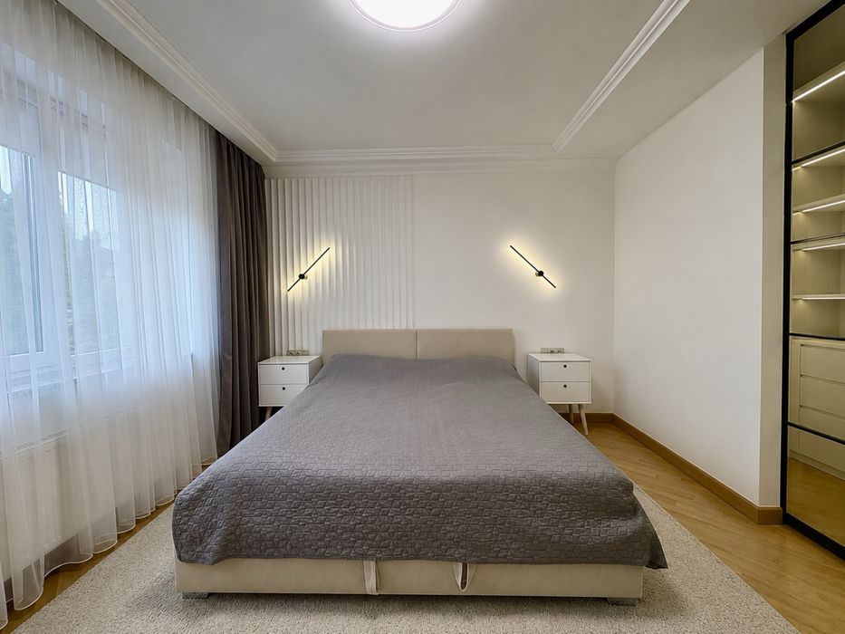 Будинок 185 м² у мкр-н Щасливе | 11,2 сотки | Гараж на 2 авто | Без комісії