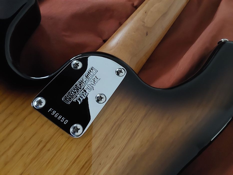 MusicMan Special StingRay 4 Burnt Ends