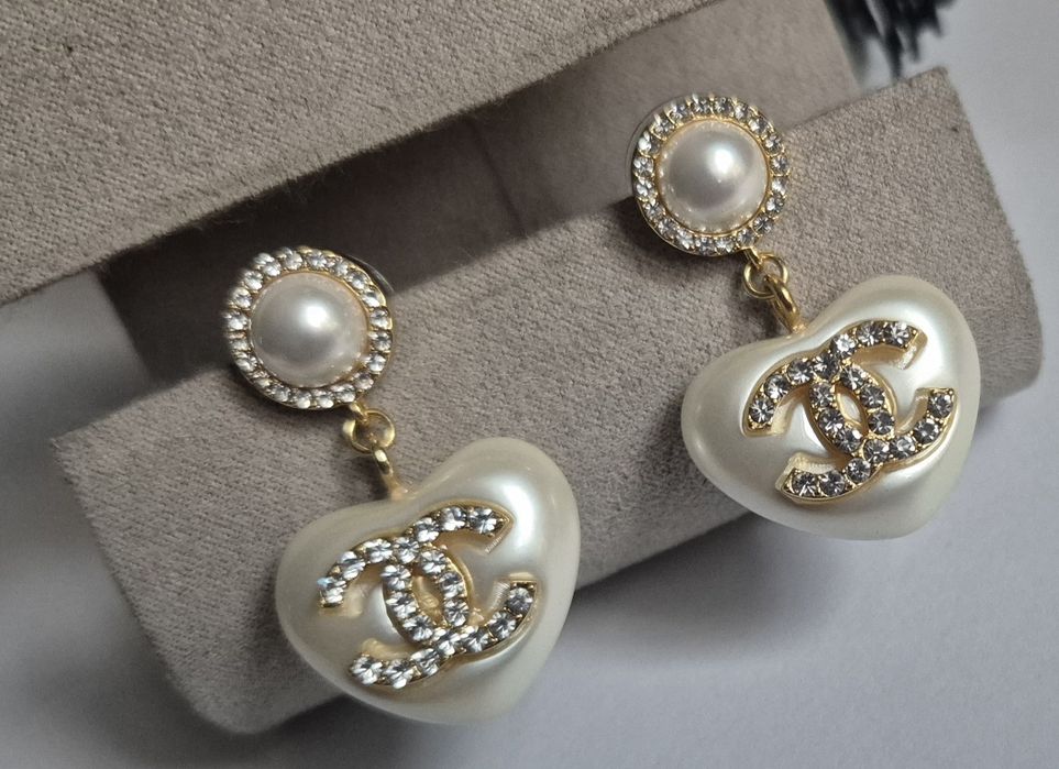 Przepiękne, wiszące kolczyki cc serca, wybita pieczątka. Cudo lv ysl