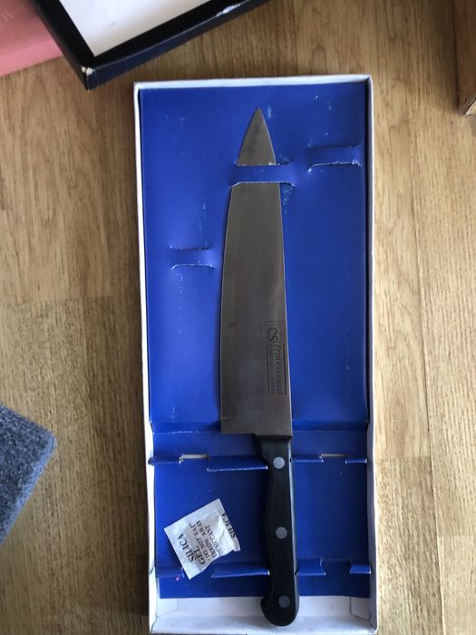 Faca de coleção por estrear