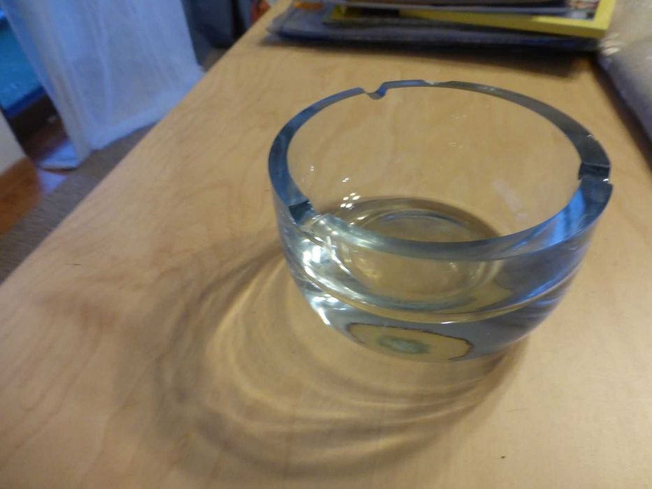 Popielniczka szklana duża ciążka PRL vintage retro