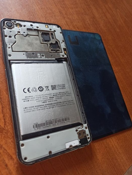 Meizu U20 під ремонт або на органи