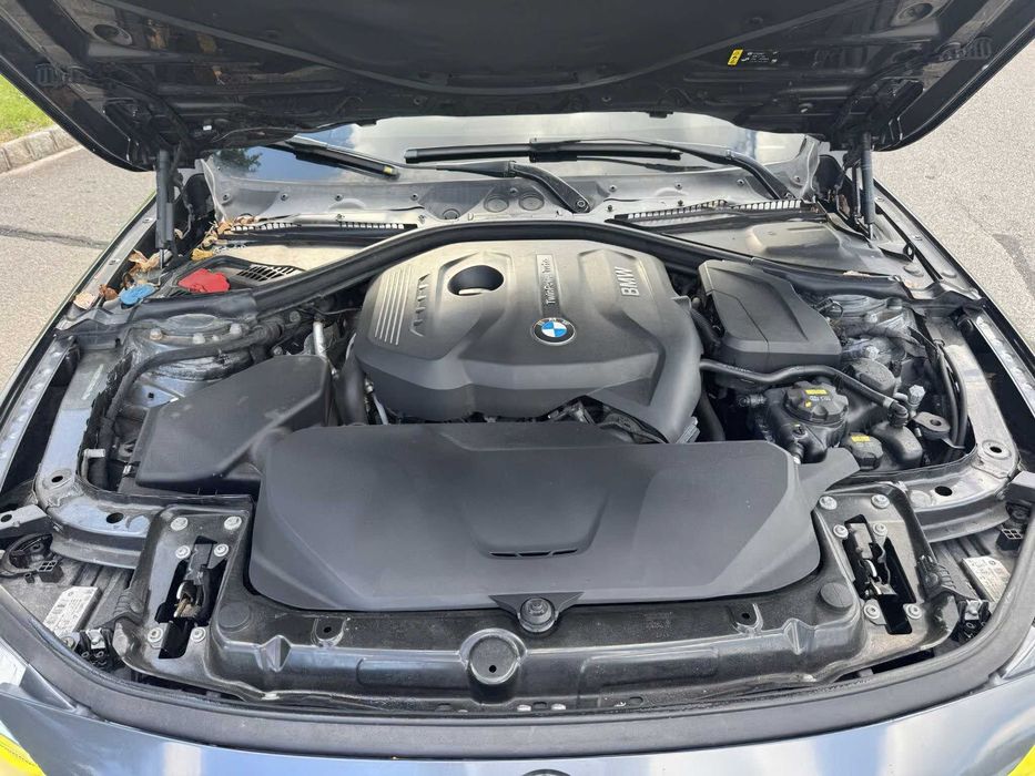 BMW 3 Series 330i xDrive      2017