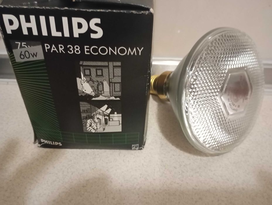 Лампа прожекторная philips