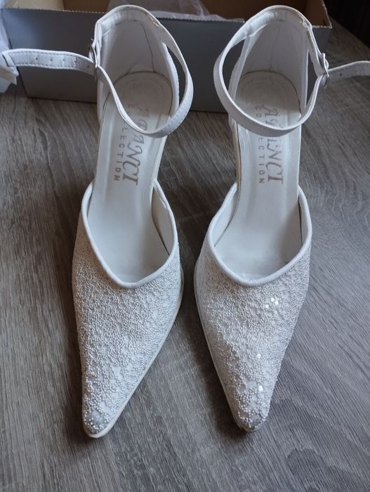 Buty ślubne na obcasie r. 35