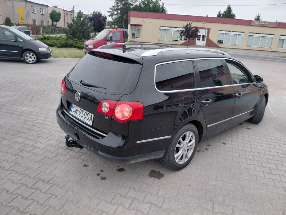 VW Passat 1.9 2007 rok