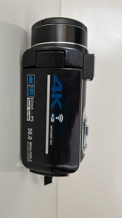 Câmara de Vídeo Ultra HD com microfone