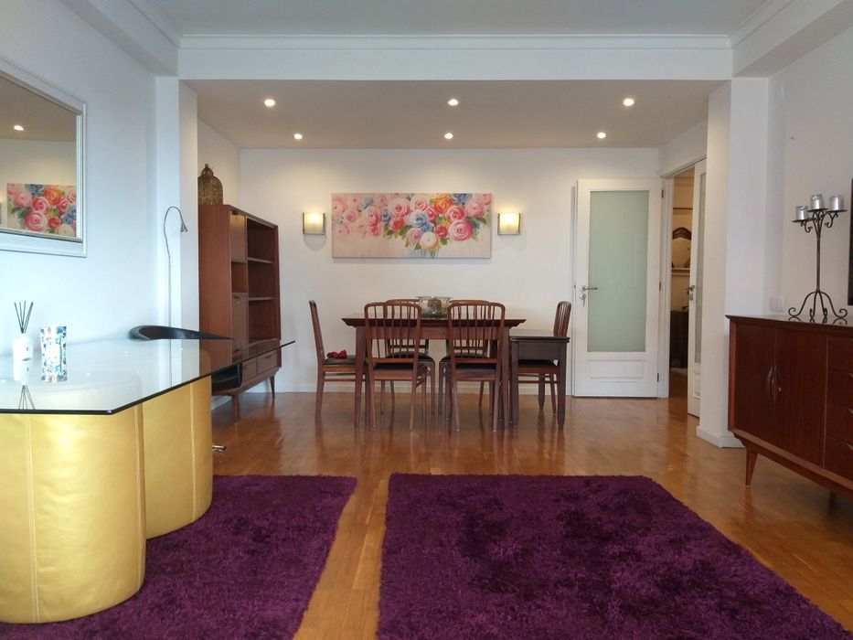 T2 Jardins Arrábida - Arrenda-se