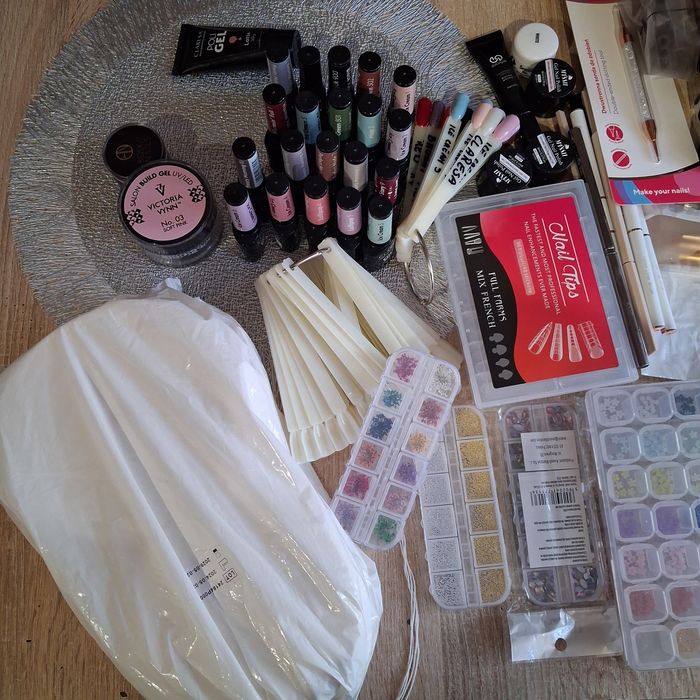Zestaw do paznokci duża ilość
