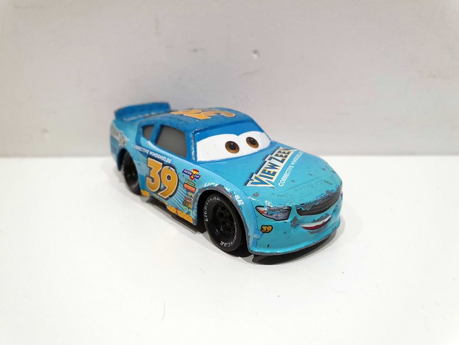 Mattel Disney Pixar Cars Auta Buck Bearingly no.39 1:55