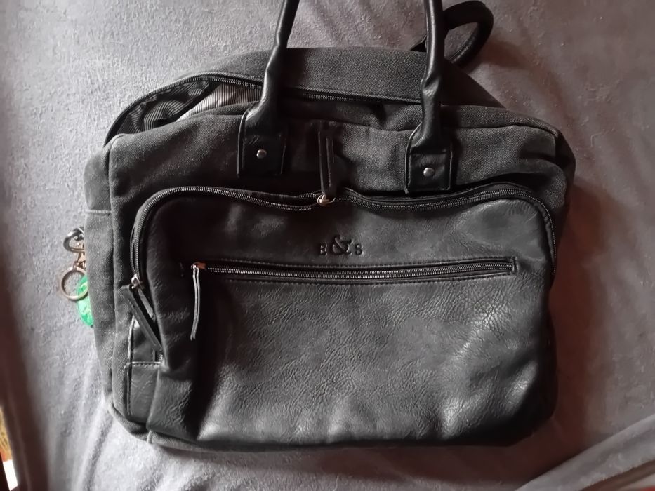Czarna torba E&S