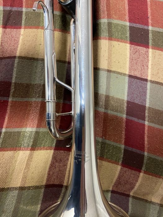 Trompete yamaha 6335