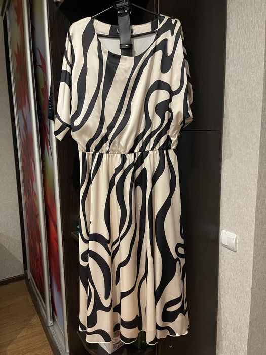 Сукня вечірня жіноча