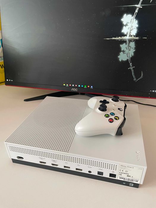 Konsola Xbox One S | Stan Bardzo Dobry | Oryginalne pudełko