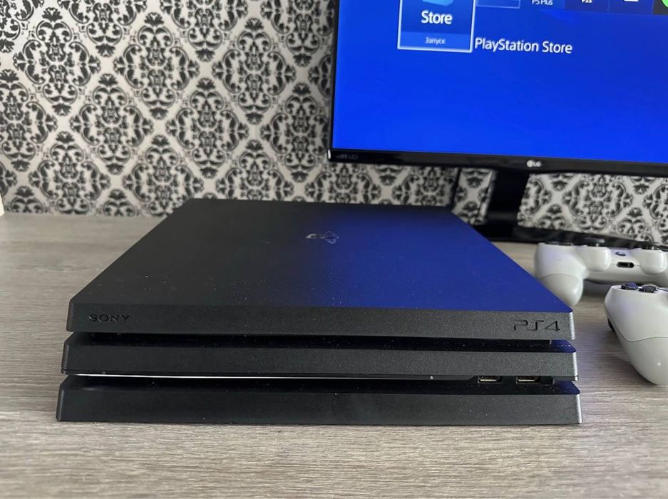 Ігрова Приставка Playstation 4 PRO 1TB