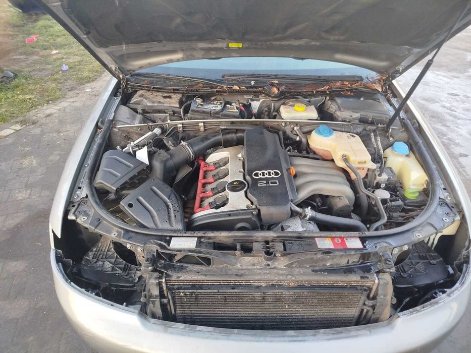 Audi a4 b6 pas przedni 2.0 ALT