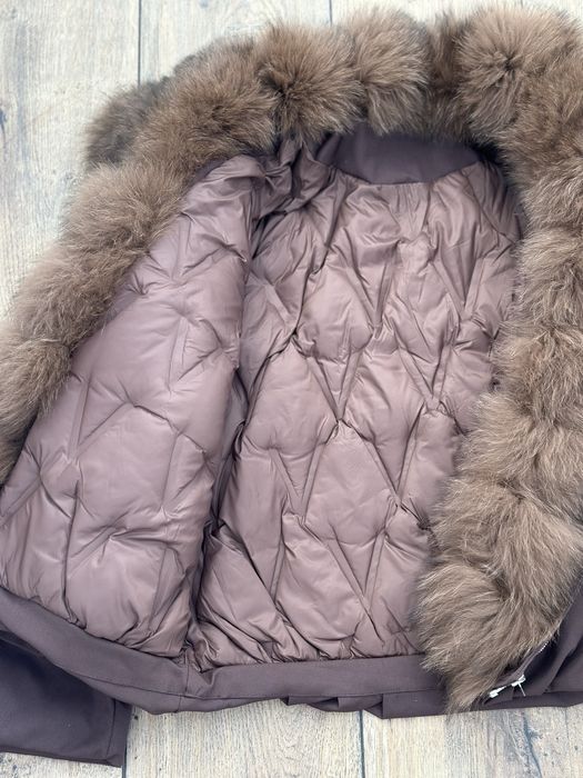 Парка із хутром.